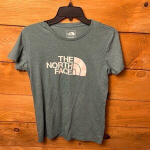 The North Face T Shirt Green Crewneck Short Sleeve Women's Outdoor Hiking Md sun
